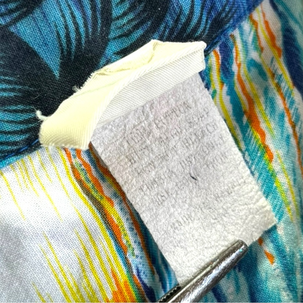 Royal Creations Hawaii Hawaiian Aloha Shirt with Palm Tree and Ocean Print - Picture 6 of 9
